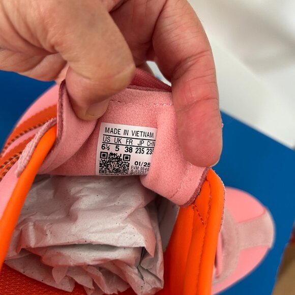 Adidas Originals Tokyo Women’s Sneakers Pink Orange Gold Size 6.5 New With Box - Picture 8 of 14
